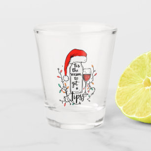 Es ist die Zeit, um betrunken zu sein Schnapsglas