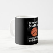 Es ist dir egal, dass ich Mädchen beim Basketballd Kaffeetasse (Vorderseite Links)