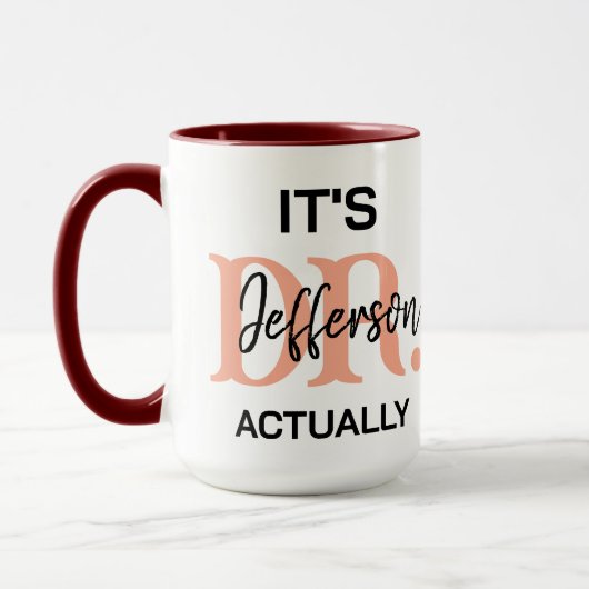 Es ist eigentlich Dr. – Lustiges Arztleben | Cute Tasse (Links)
