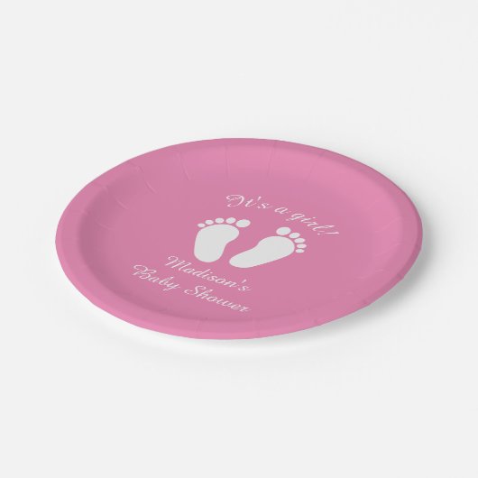 Es ist ein Abdruck-Babyduschen-Party des Mädchens Pappteller (Schrägansicht)