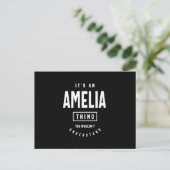 Es ist ein Amelia-Ding: Personalisiertes Vorname-G Postkarte (Stehend Vorderseite)