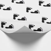 Es ist ein Baby - Baby-Füße Geschenkpapier (Ecke)