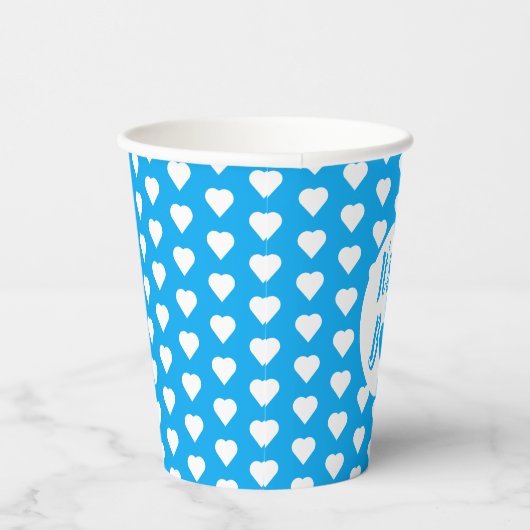 Es ist ein Boy Heart Pattern Pappbecher (Rechts)