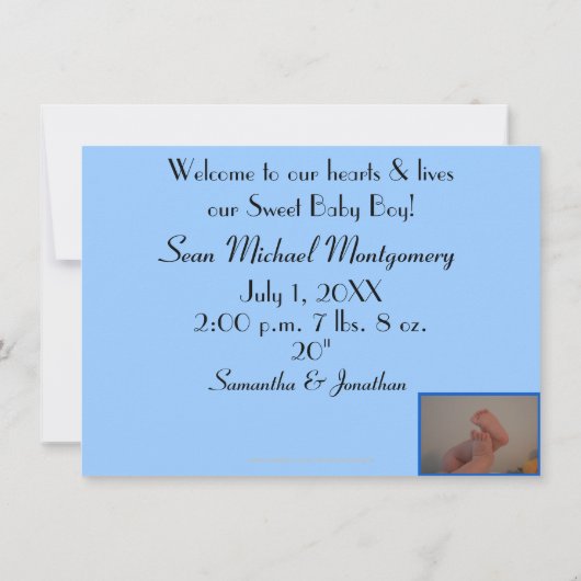 Es ist ein Boy Wiggly Toes Foto Birth Ankündigunge Einladung (Rückseite)