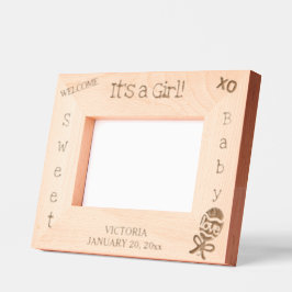 Es ist ein Girl Baby Rattle Name 6 x 4, 7 x 5 Foto Geätzte Rahmen
