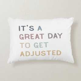 Es ist ein großartiger Tag, um sich anzupassen, Dekokissen