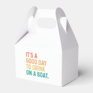 Es ist ein guter Tag, auf einem Boot Vintag zu tri Geschenkschachtel