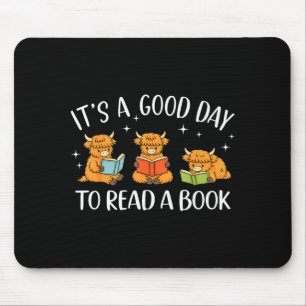 Es ist ein guter Tag, um ein Buch Highland-Kuh zu Mousepad
