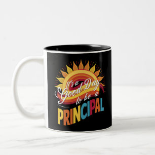 Es ist ein guter Tag, um Schulleiter zu sein, zurü Zweifarbige Tasse