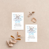 Es ist ein Junge, der frühzeitig auf die Waldbären Begleitkarte