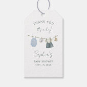 Es ist ein Junge einfache Kleidung Baby-Dusche Vie Geschenkanhänger (Vorderseite)