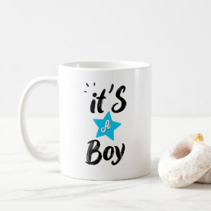 Es ist ein Junge Kaffeetasse