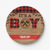 Es ist ein Junge Rustic Wood Kariert Baby Dusche Pappteller (Vorderseite)