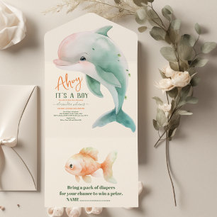 Es ist ein Junge unter der Meerwasserdusche All In One Einladung