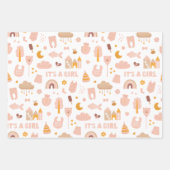 Es ist ein Mädchen. Niedliches rosa Spielzeugmuste Geschenkpapier Set (Vorderseite 2)