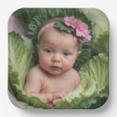 Es ist ein Mädchen Pappteller (Vorderseite)