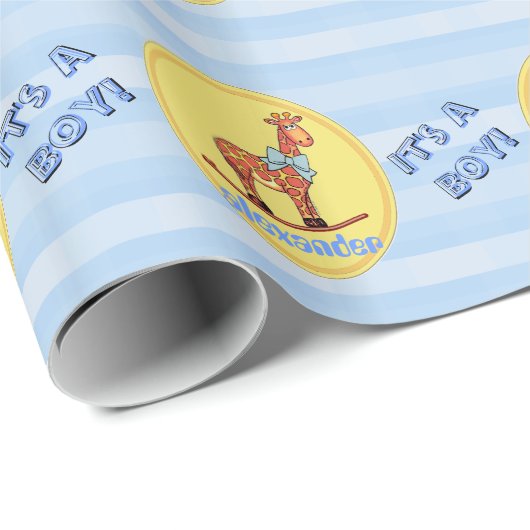 Es ist ein Personalisierter Junge Giraffe Geschenkpapier (Rolleneckpunkt)