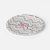 Es ist ein Teller von Girl Bow Themed Baby Shower (Schrägansicht)