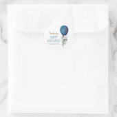 Es ist eine Baby Blue Balloon Baby Dusche Runder Aufkleber (Tasche)