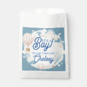 Es ist eine Baby-Dusche Geschenktütchen (Vorderseite)