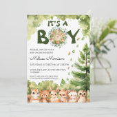 Es ist eine Baby Nature Woodland Babydusche Einladung (Stehend Vorderseite)