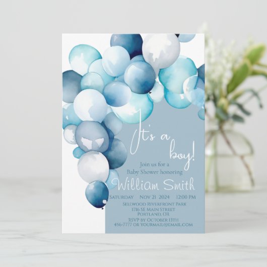 Es ist eine Boy-Blue-Ballons-Boy-Babydusche Einladung (Stehend Vorderseite)