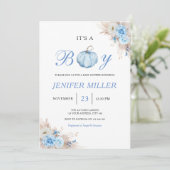 Es ist eine Boy Blue Pumpkin Baby Dusche Einladung (Stehend Vorderseite)