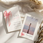 Es ist eine Einladung für eine Girl Pink Bow Baby