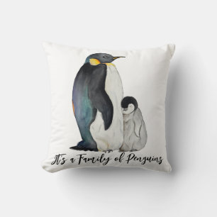 Es ist eine Familie von Pinguinen Aquarell zeichne Kissen