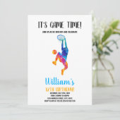 Es ist eine Game Time Basketball Einladungen (Stehend Vorderseite)