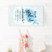 Es ist eine Girl Niedlich Pastel Blue Gingham Baby Banner (Insitu)