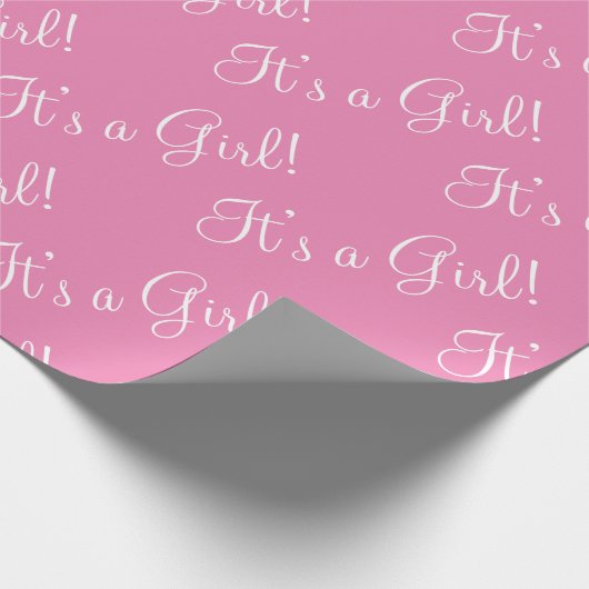 Es ist eine Girl Pink Script Baby Dusche Geschenkpapier (Ecke)
