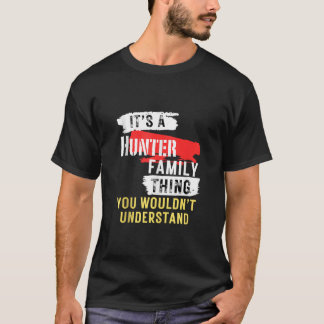 Es ist eine Jägerfamilie, die lustige Männer und F T-Shirt