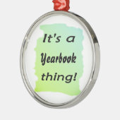 Es ist eine Jahrbuchsache! Silbernes Ornament (Links)