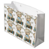 Es ist eine junge große Geschenktasche Große Geschenktüte (Rückseite Schrägansicht)