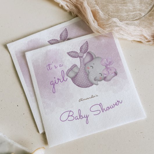 Es ist eine Mädchen-Elefanten-Mädchen-Dusche Serviette