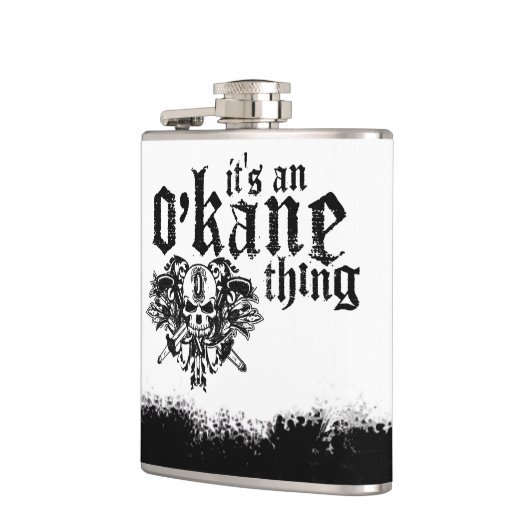 Es ist eine O'Kane Sache Flachmann (Links)