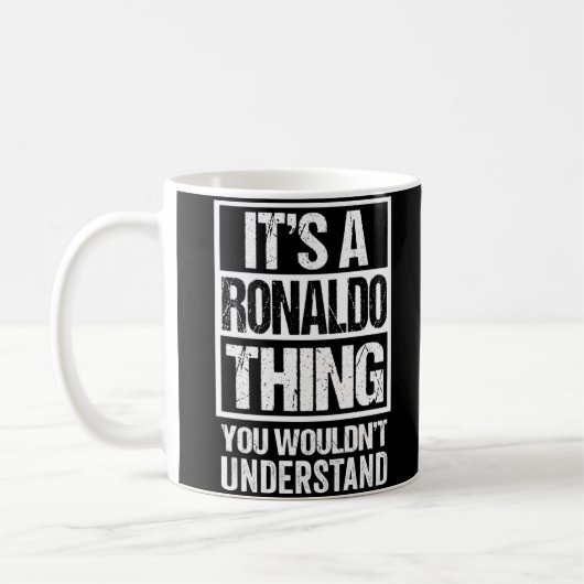 Es ist eine Ronaldo-Sache, die man zuerst nicht ve Kaffeetasse (Links)