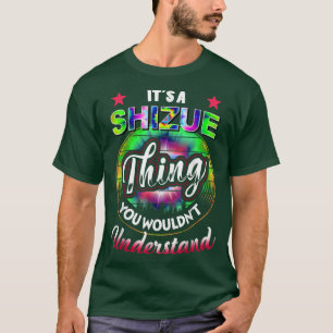 Es ist eine Shizue Sache Gefärbte Krawatte 60er 70 T-Shirt