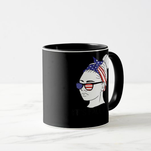 Es ist Fall Y’all Messy Bun Women USA Flag Tasse (VorderseiteRechts)