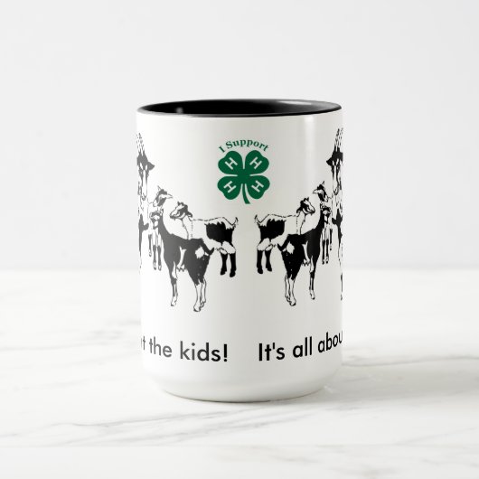 Es ist ganz über die Kinder! Ziege mit der Tasse (Zentrum)