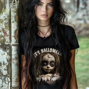 Es ist Halloween, du machst Voodoo-Zauber mit eine T-Shirt
