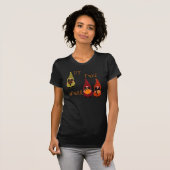 Es ist Herbst Y'all Pumpkin Gnome Autumn Tree T-Shirt (Vorne ganz)