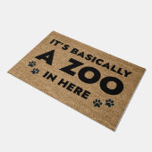 Es ist im Grunde ein Zoo hier drin Fußmatte (Schrägansicht)