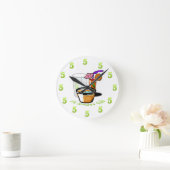 Es ist immer die fünf Uhr-Wanduhr Runde Wanduhr (Zuhause)