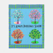 Es ist immer Pickleball Saison - Vier Jahreszeiten Fleecedecke (Vorderseite)