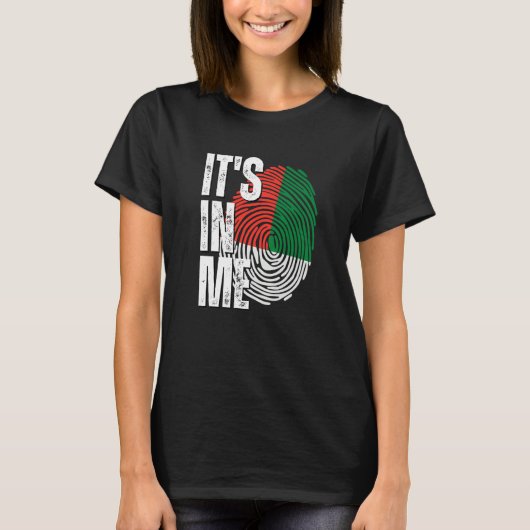 Es ist in Me Madagaskar Flag Fingerprint Malagasy  T-Shirt (Vorderseite)