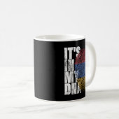 Es ist in meiner DNA armenisch signiert stolz Gesc Kaffeetasse (VorderseiteRechts)