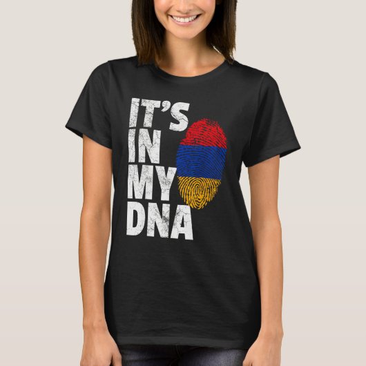 ES IST IN MEINER DNA armenische armenische Flagge  T-Shirt (Vorderseite)