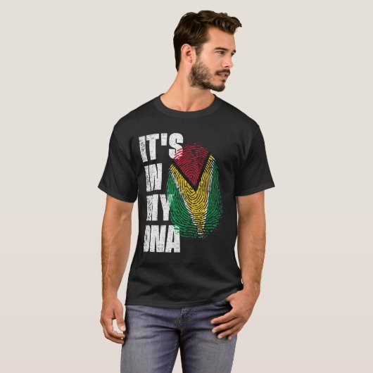 ES IST IN MEINER DNA-Flagge von Guyana T-Shirt (Vorne ganz)